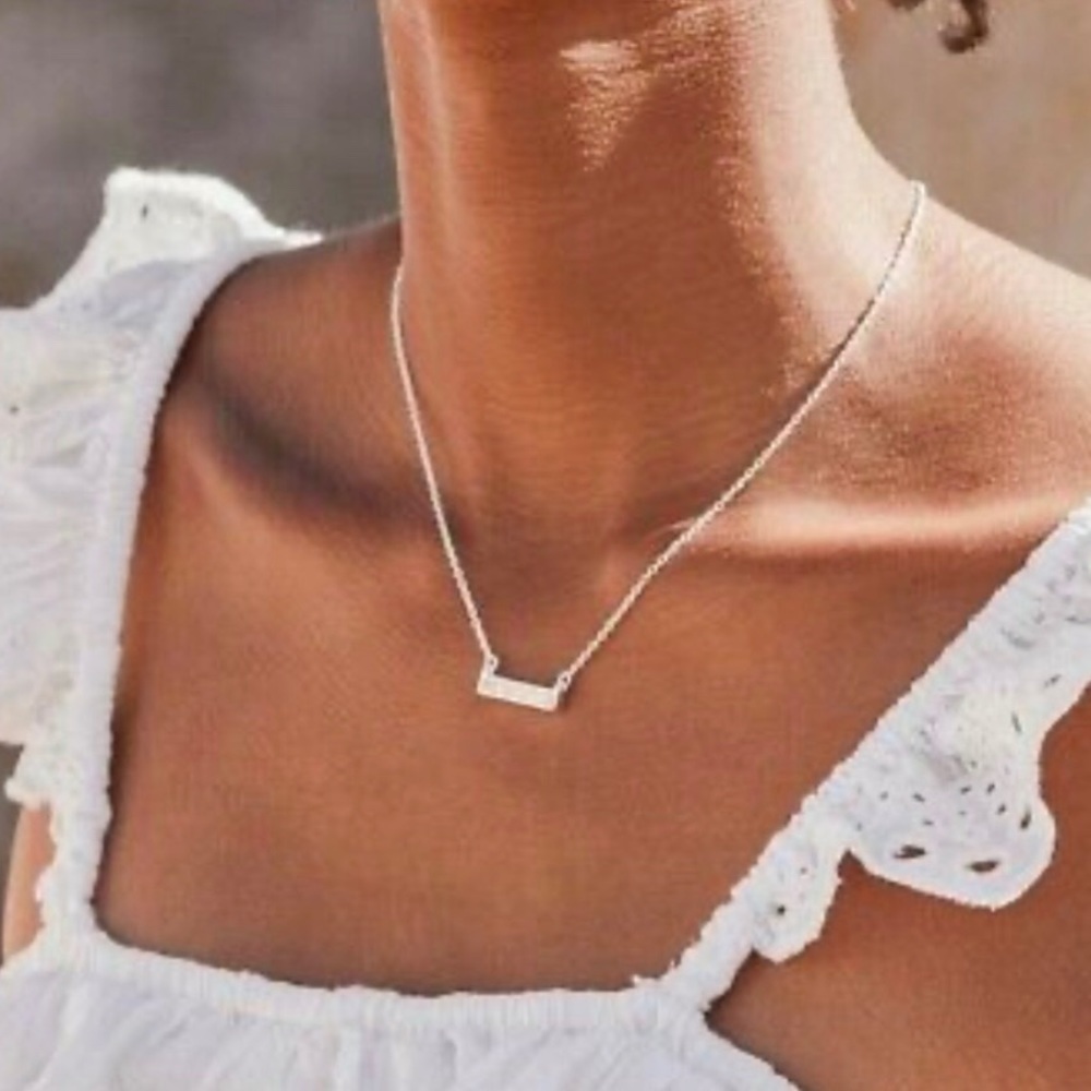 2Bandits Athena Necklace